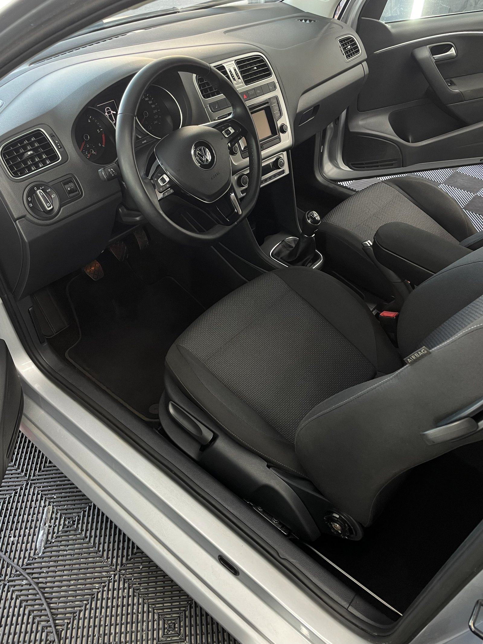 VOLKSWAGEN POLO IV après intervention